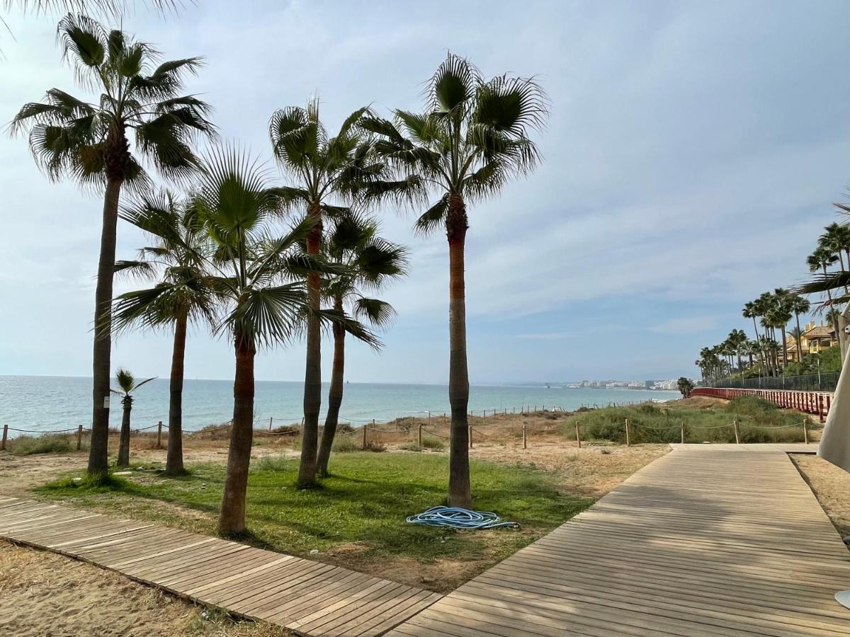 מיחאס Calahonda Luxury Apartment With A Stunning Sea View מראה חיצוני תמונה